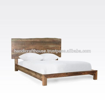 Cama de acabamento natural em madeira Live Edge